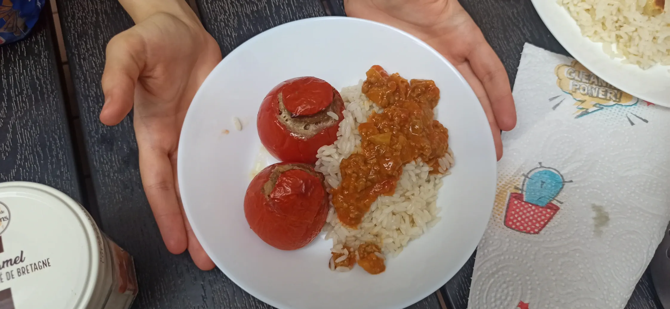 トマトのファルシ（フランス風肉詰めトマト）の参考写真